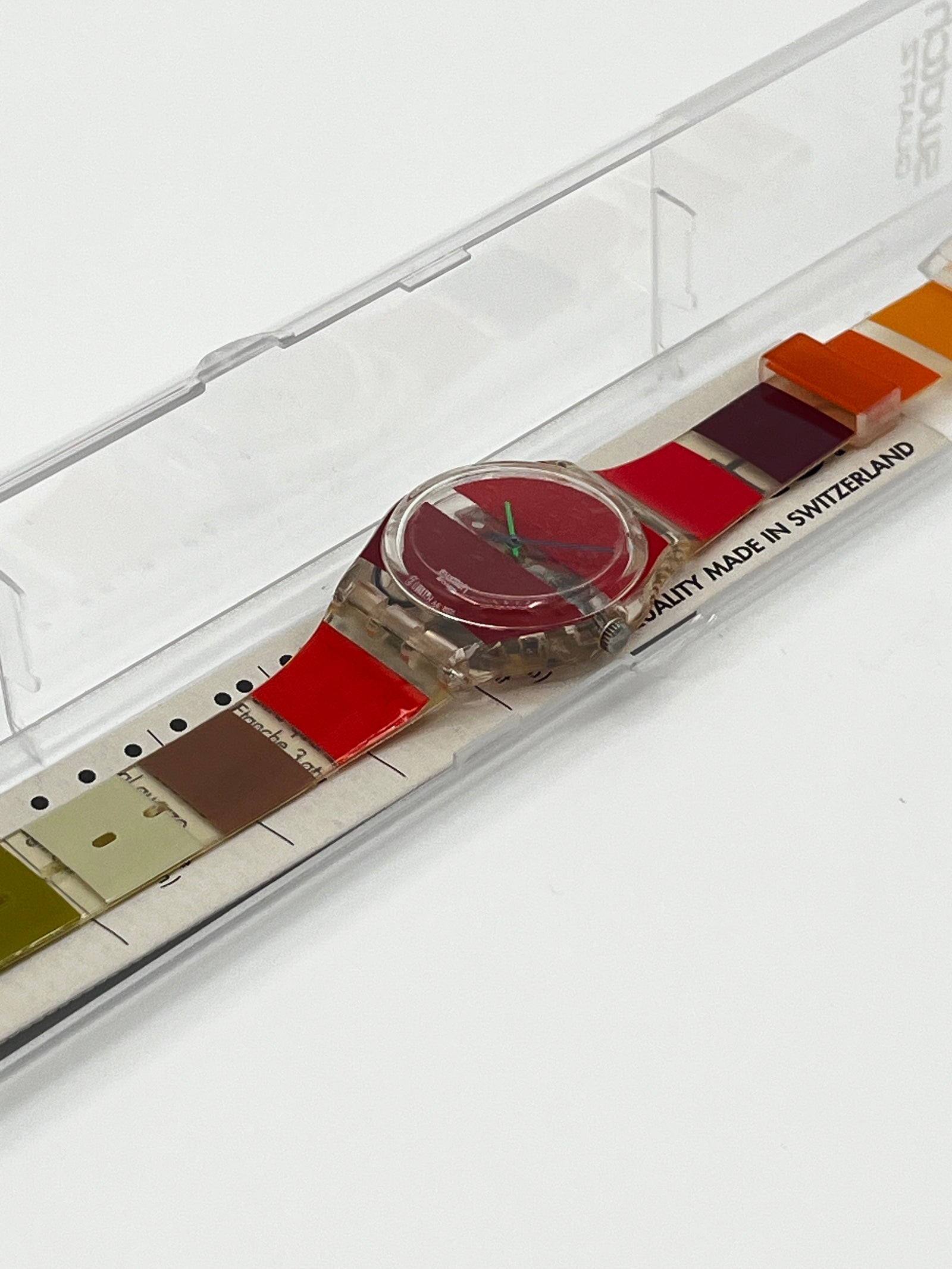 Swatch Gent Red Painted Time GK377 par Stephen Dean (2002)