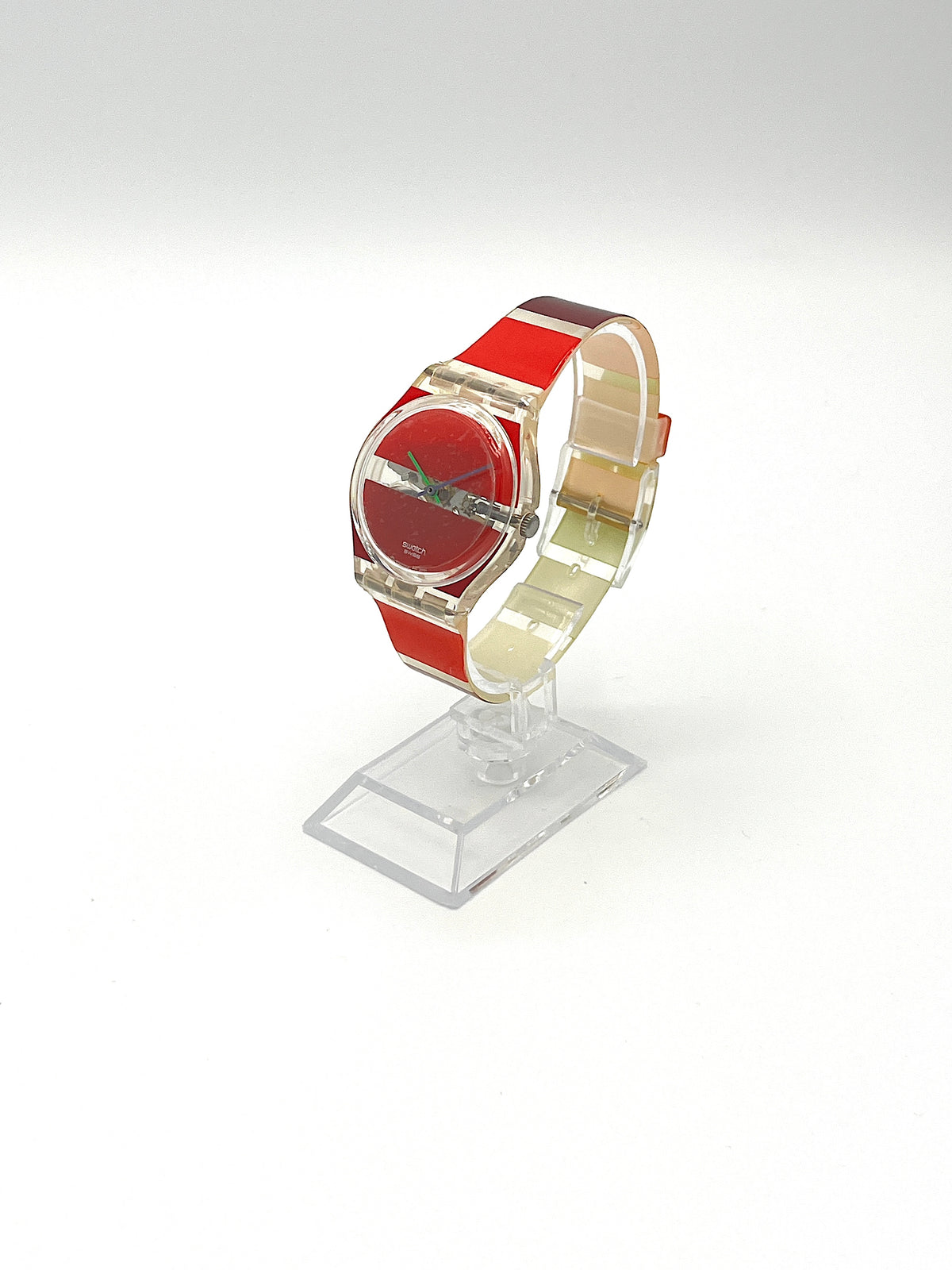 Swatch Gent Red Painted Time GK377 par Stephen Dean (2002)