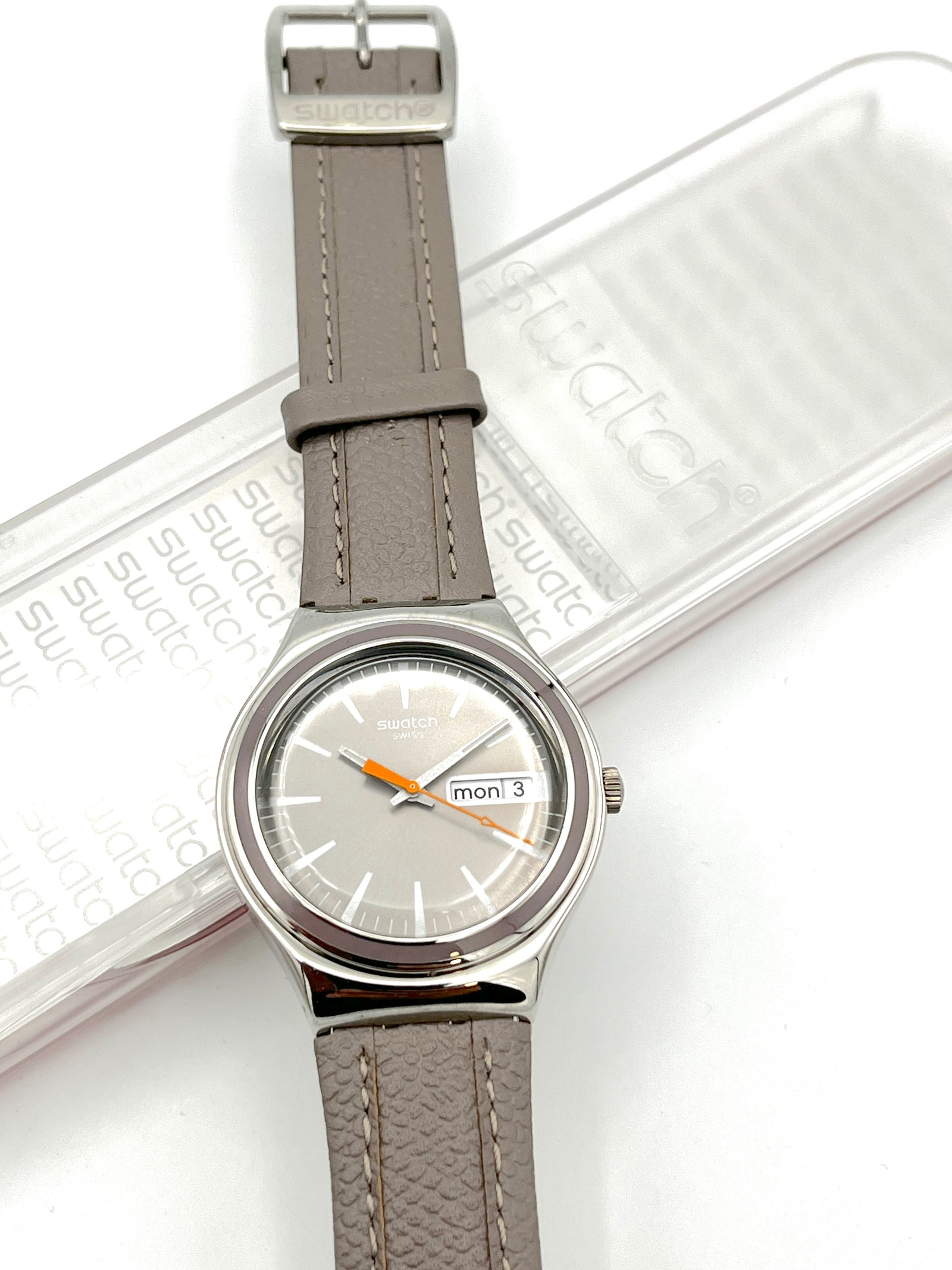Swatch Irony GRAY SUIT YGS745 (2011)