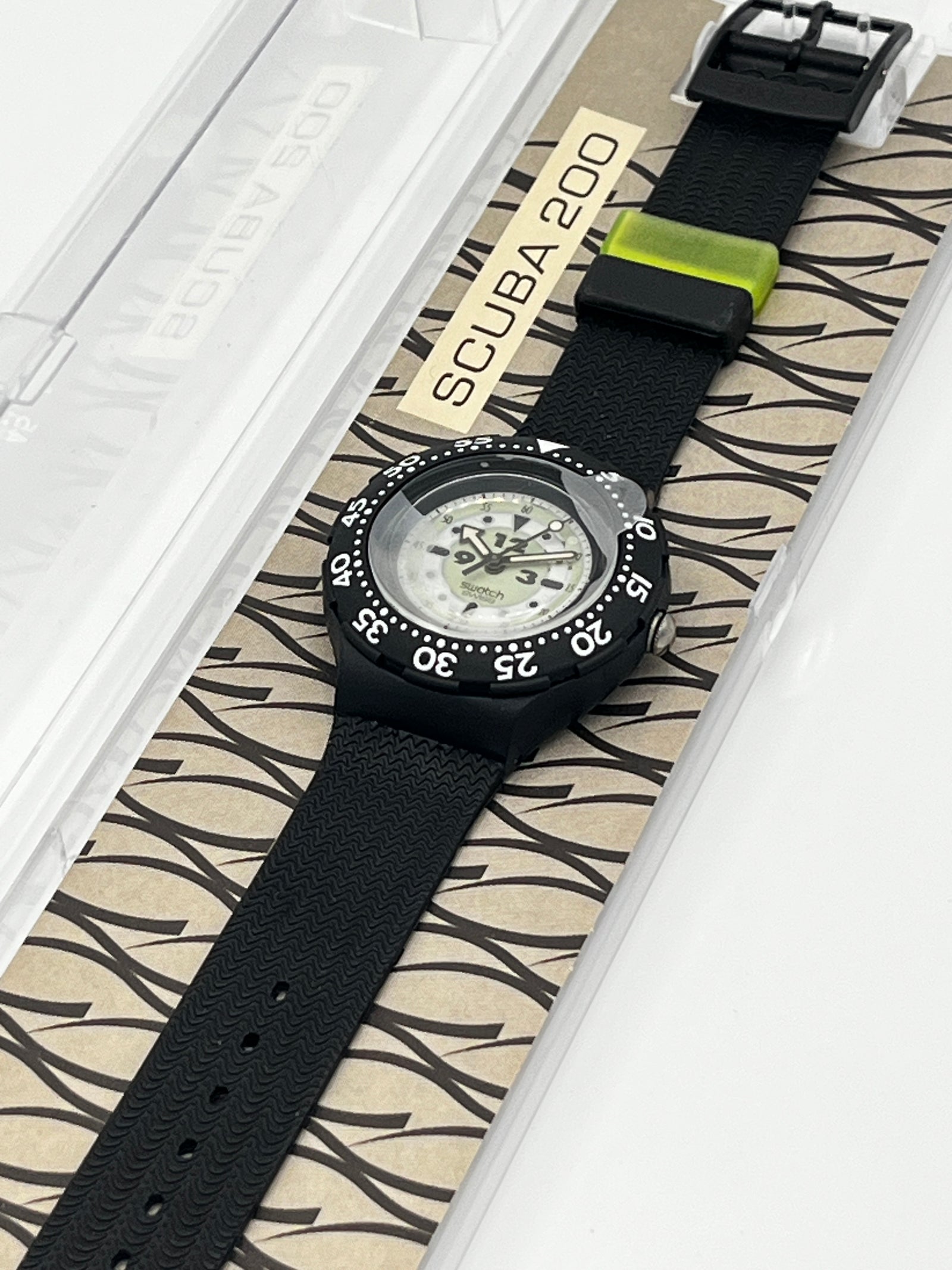 Swatch Scuba 200 Black Shark SDB105 (1995)