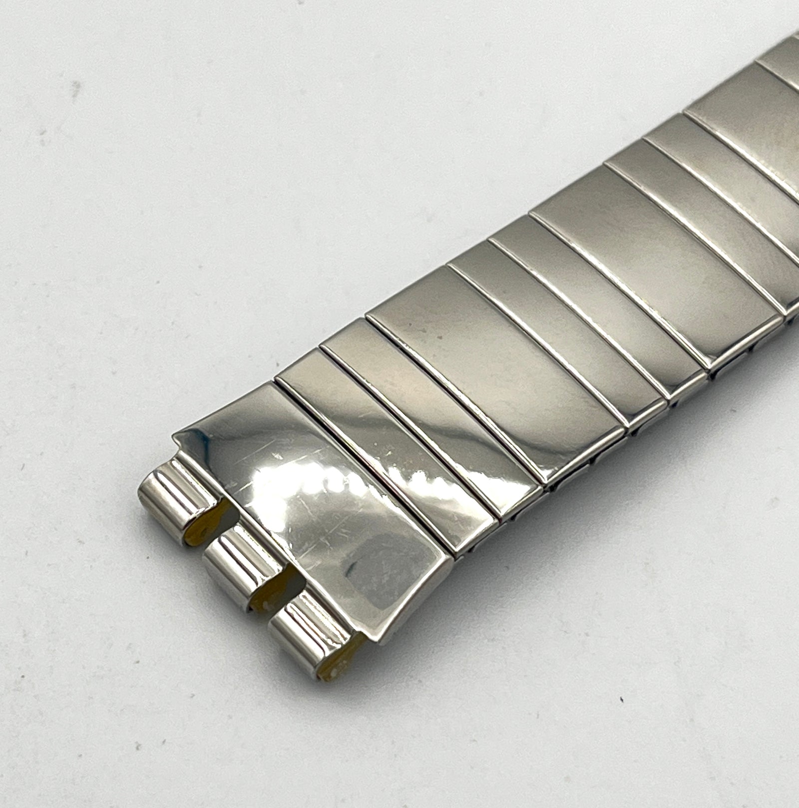 Swatch 17mm Flex Replacement Band TOURNE-DISCQUES AGW405