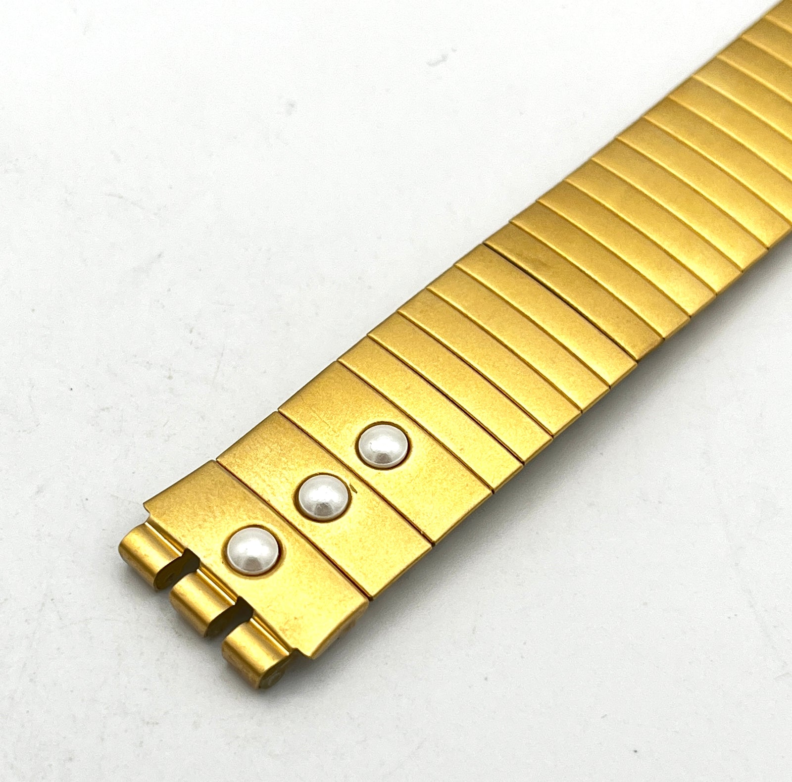 Swatch 17mm Metal Flex Replacement Band PILLOW TALK AGK740A