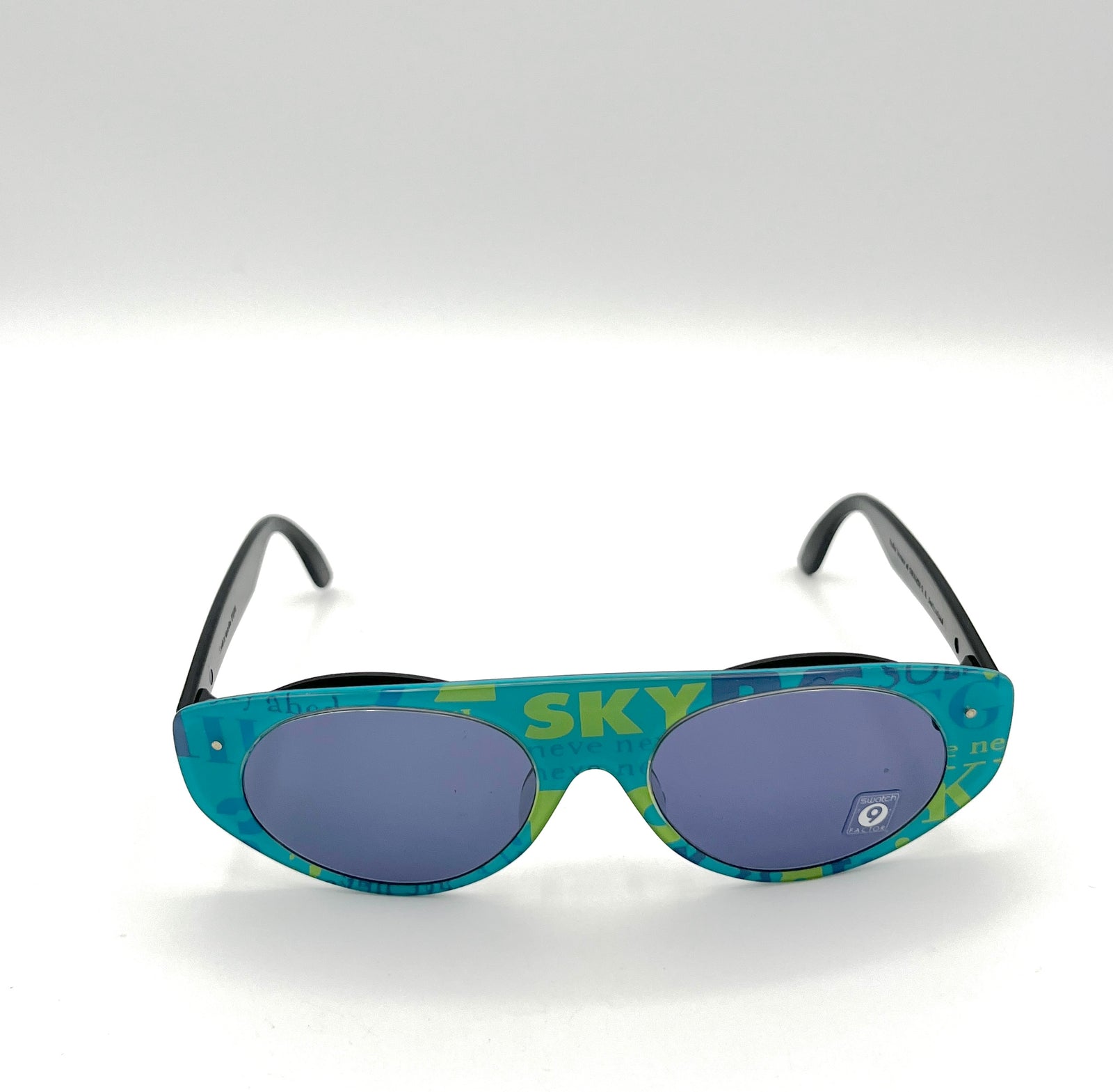 Lunettes de soleil rétro années 90 Swatch - Sky
