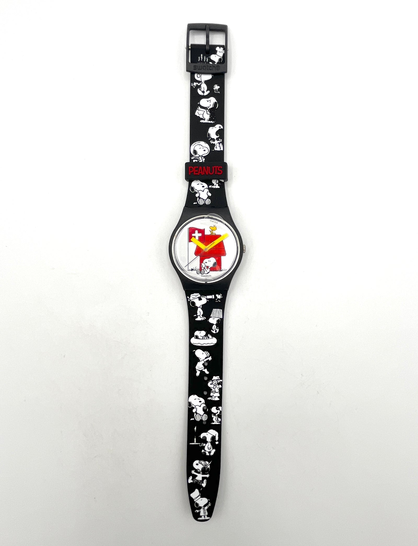 Swatch x Peanuts GRANDE BRACCHETTO SO28Z107 (2021)