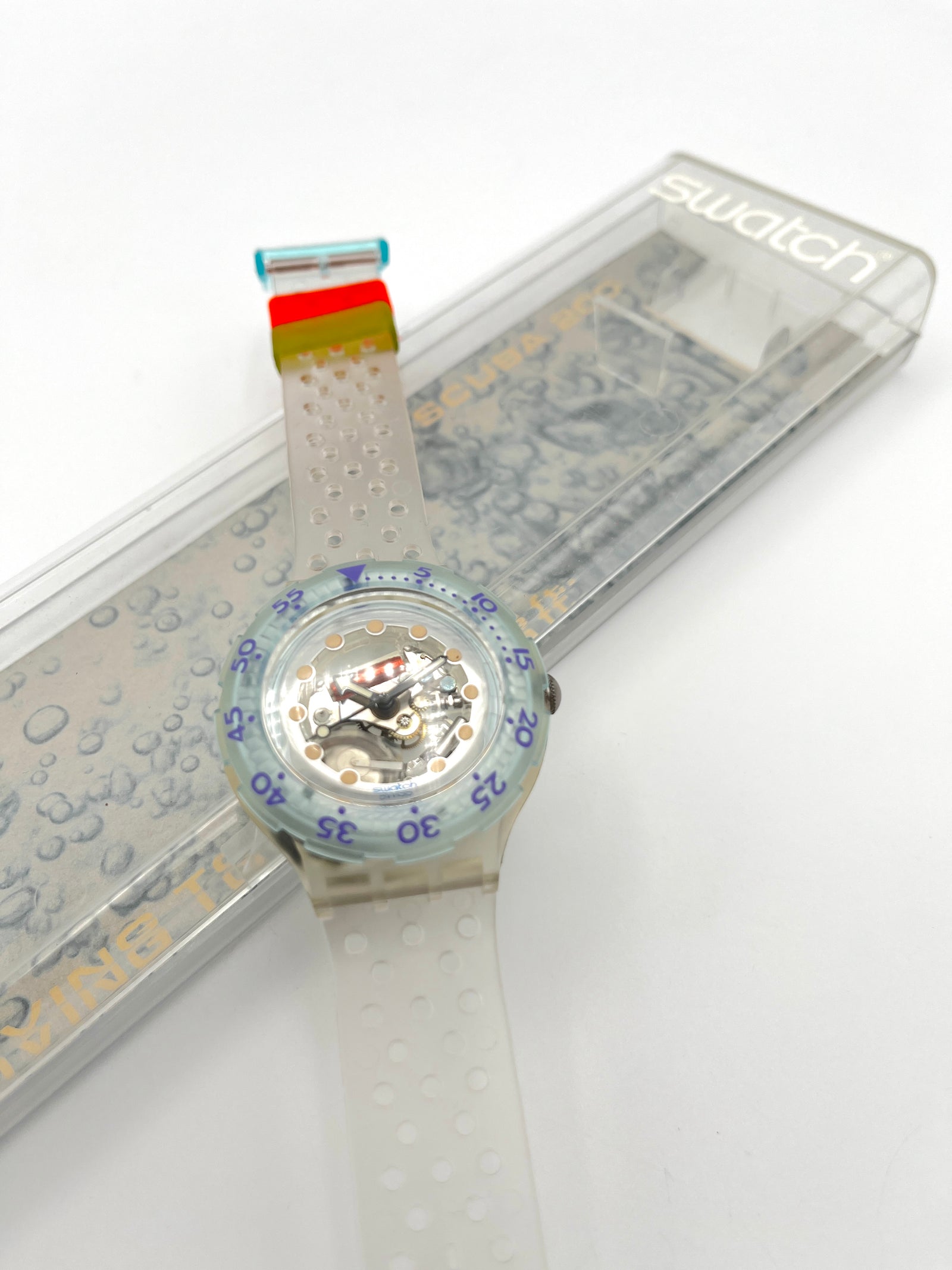Swatch Scuba 200 JELLY BUBBLES SDK104 (1992)