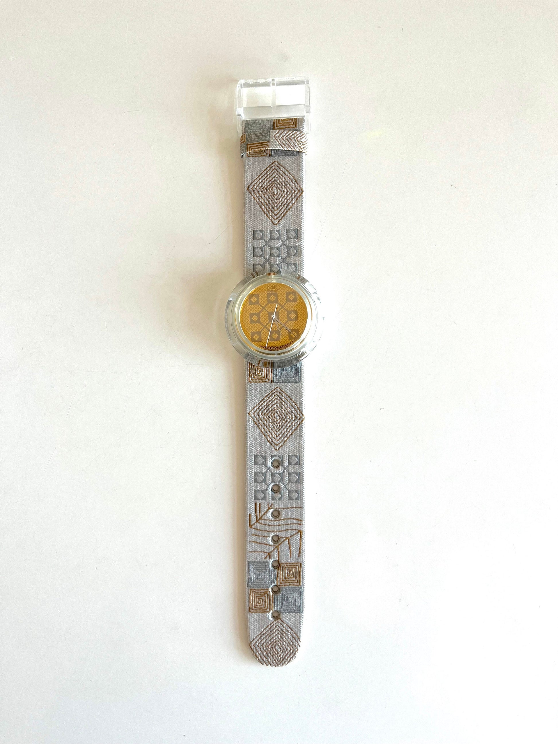 Midi Pop Swatch CREMY GOLD PMK127 (2000)