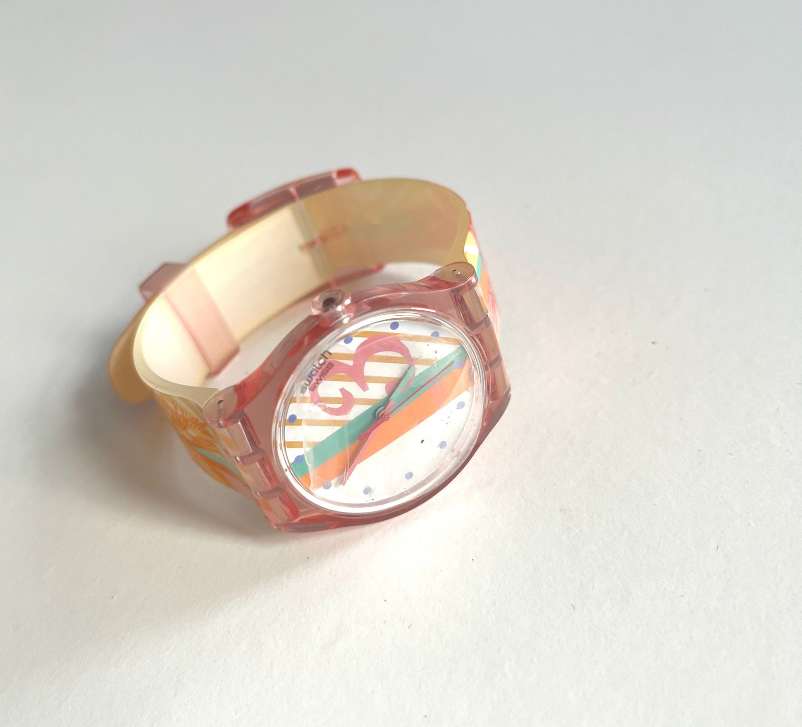 Swatch Jelly in Jelly LINE PALM SUJR100