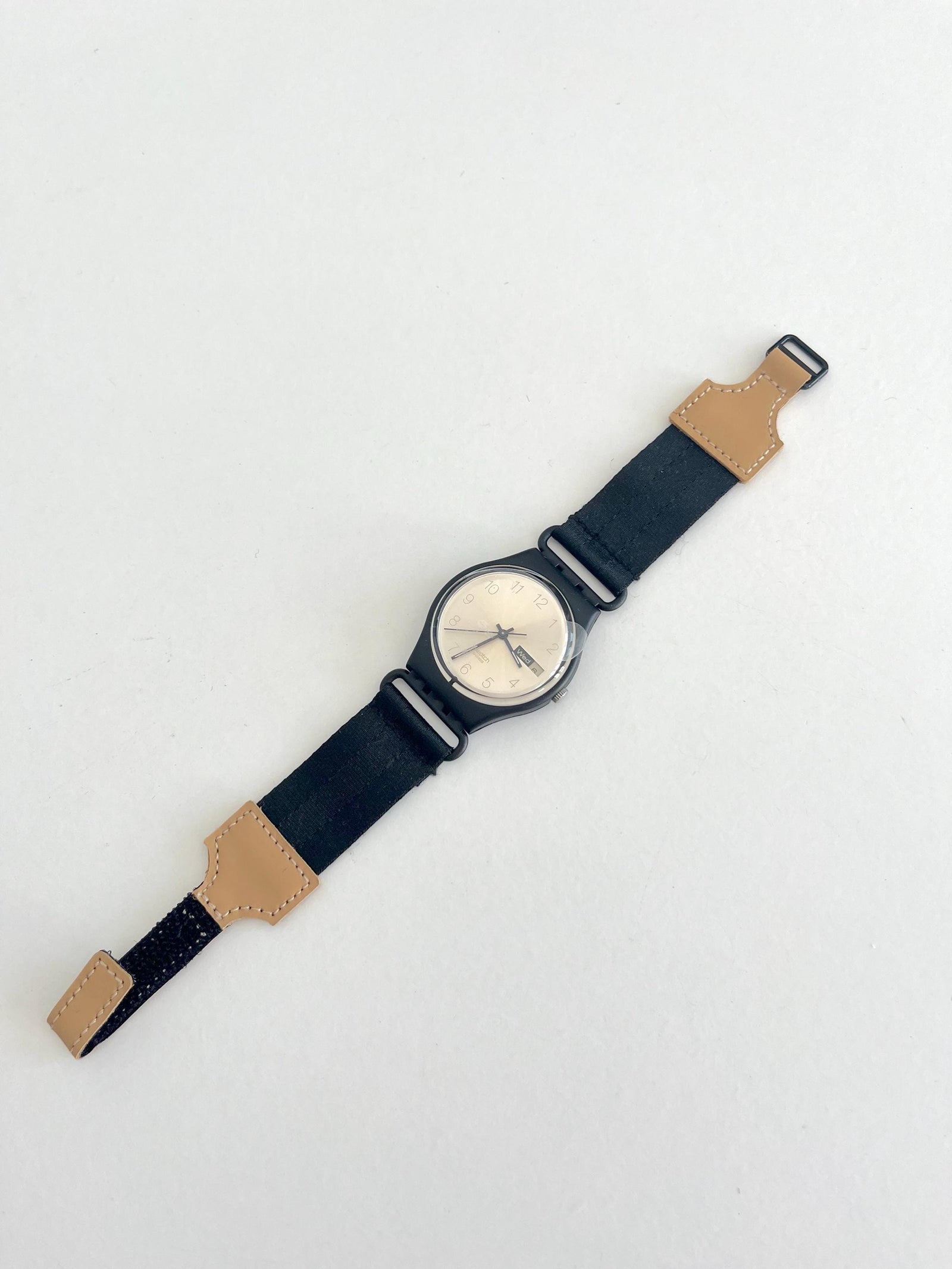 Swatch Gent SEVENTY'S GOLD GB747 (2001)